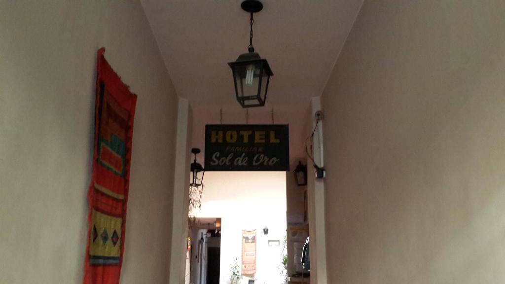 בואנוס איירס Hostel Sol De Oro מראה חיצוני תמונה